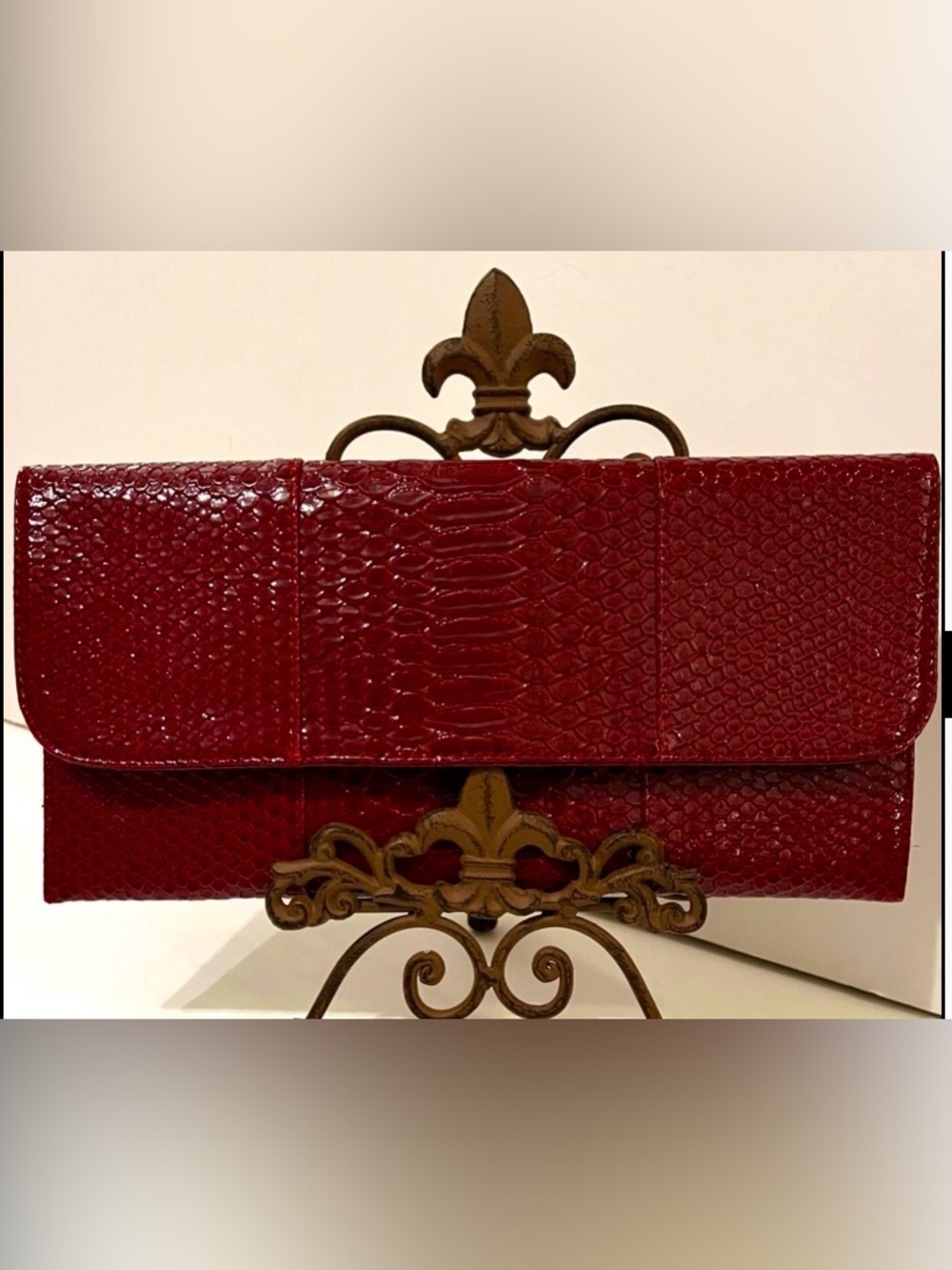 NWOT Lulu Townsend Burgundy Python Embossed Envelope Clutch